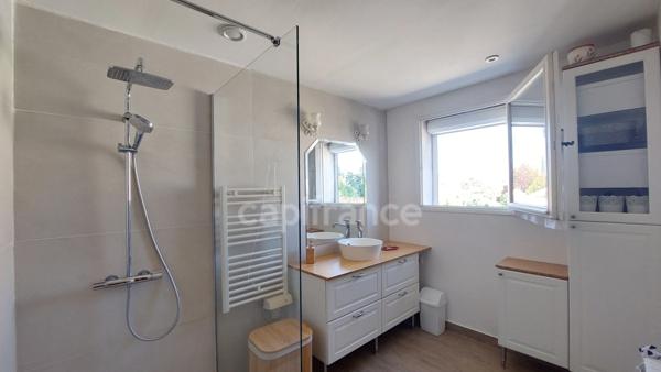 Maison avec piscine et jardin à Barbentane – 3 chambres – terrain 880 m² – proche Avignon