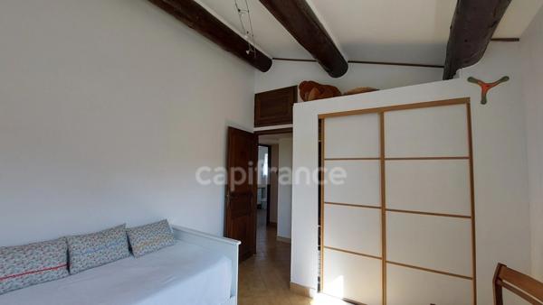 Maison avec piscine et jardin à Barbentane – 3 chambres – terrain 880 m² – proche Avignon