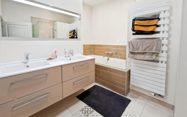 Maison à vendre    7 pièces •  Grisolles