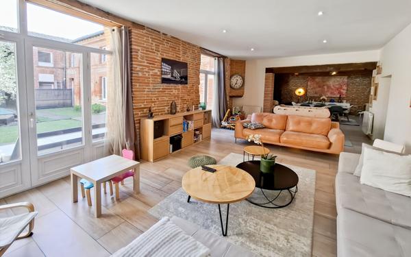 Maison à vendre    7 pièces •  Grisolles