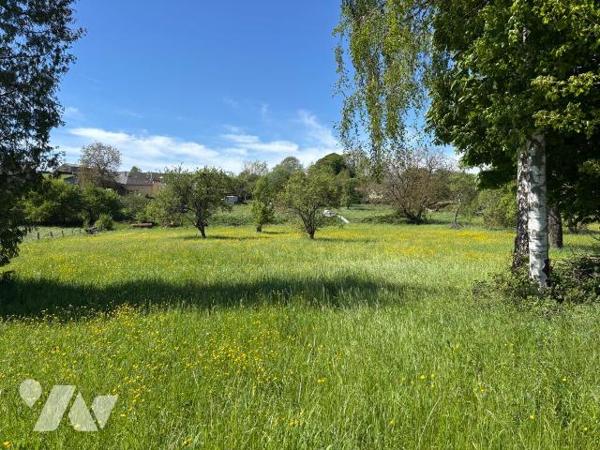 Terrain de loisir situé sur la commune de Remilly -Aillicourt d'une superficie de 2670m².

Id...