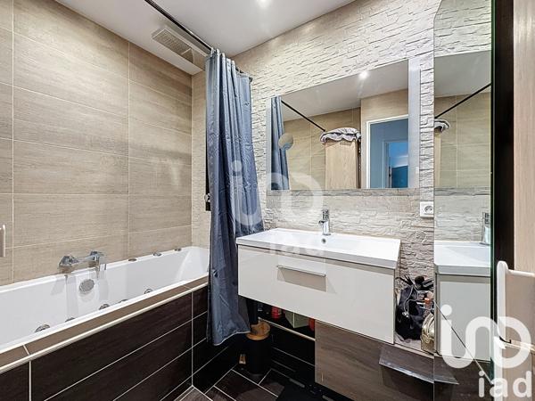 Appartement à vendre 3 pièces 63 m² Mandres-les-Roses