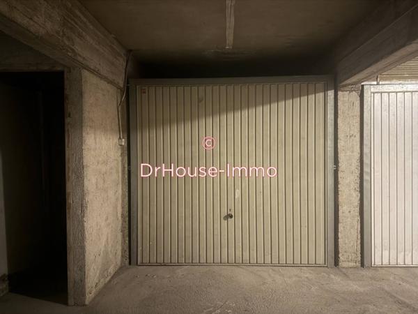 Parking / Box à vendre de 12 m²