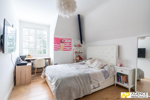 Maison Maisons Laffitte 6 pièce(s) - beau terrain - Parc €1 630 000 ** - Référence 12954