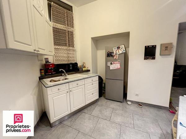 Rians Appartement rdc T2 62 m² loué refait à neuf