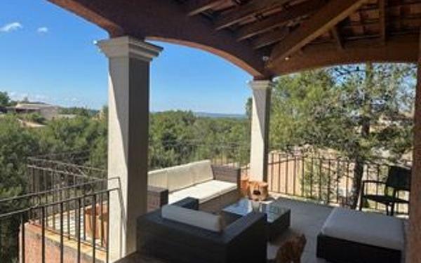 Maison à vendre    6 pièces •  Beaucaire