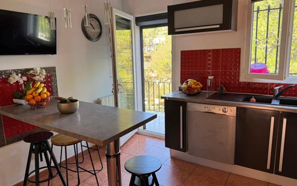 Maison à vendre    6 pièces •  Beaucaire