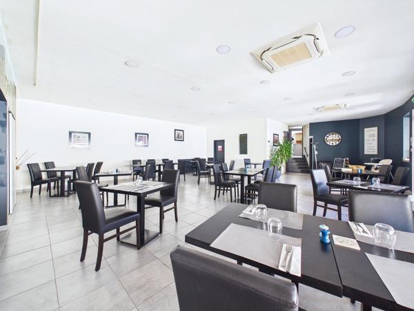 BAR BRASSERIE LICENCE IV  269 M2