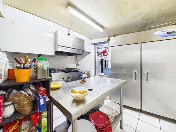 BAR BRASSERIE LICENCE IV  269 M2