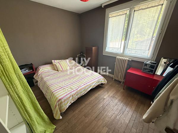 Maison située à Veneux Les SablonS 5 pièce(s) 131 m2 avec 4 chambres dans un quartier calme et à proximité de la gare SNCF