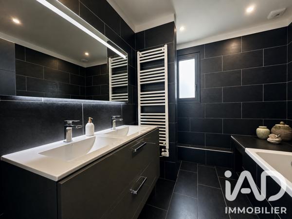 Maison à vendre 5 pièces 116,5 m² Boissy-Saint-Léger