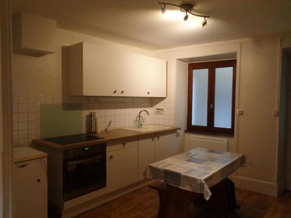 Langeac(43), maison de ville de 60m2 habitables, 2 chambres