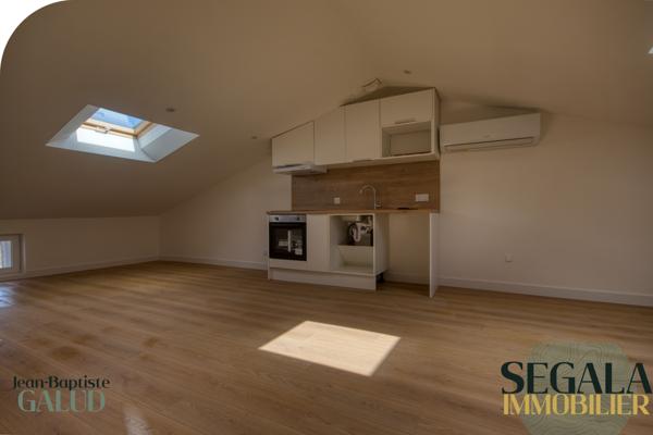 Carmaux (81400) Appartement T2 refait à neuf – dernier étage – jardin privé