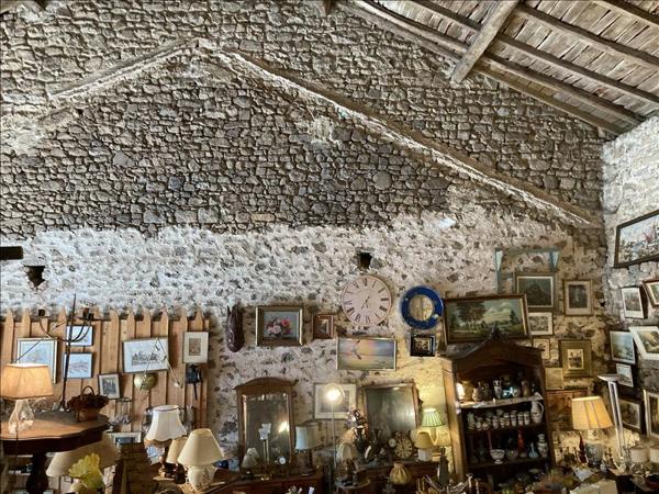 Grange à vendre |  Blond |  1 pièce | 150 m²