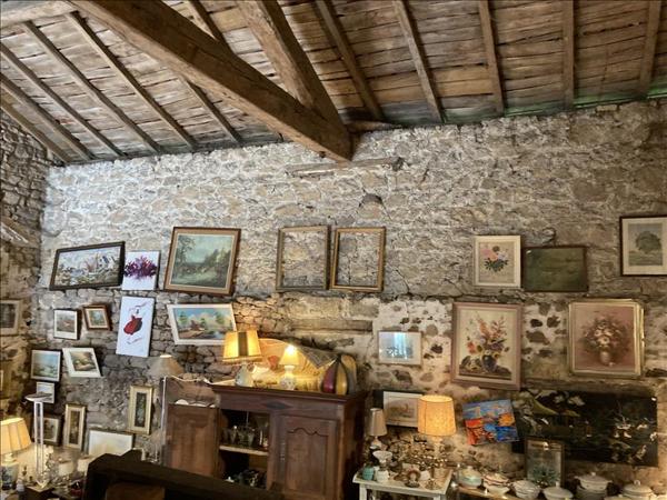 Grange à vendre |  Blond |  1 pièce | 150 m²