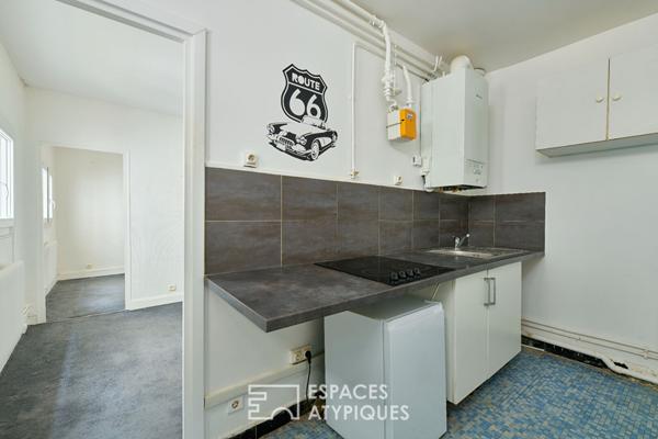 Ensemble de deux lots à réunir et à rénover aux Abbesses