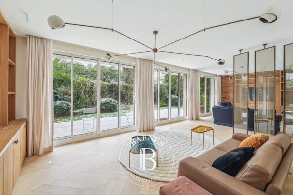 Neuilly-sur-Seine, Appartement 4 Chambres -  211 m² à vendre