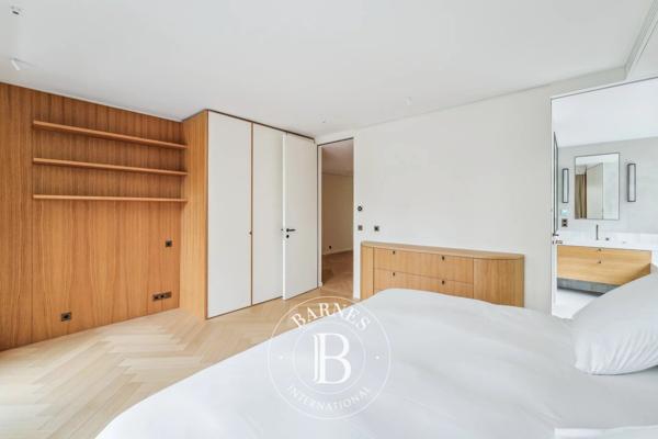 Neuilly-sur-Seine, Appartement 4 Chambres -  211 m² à vendre