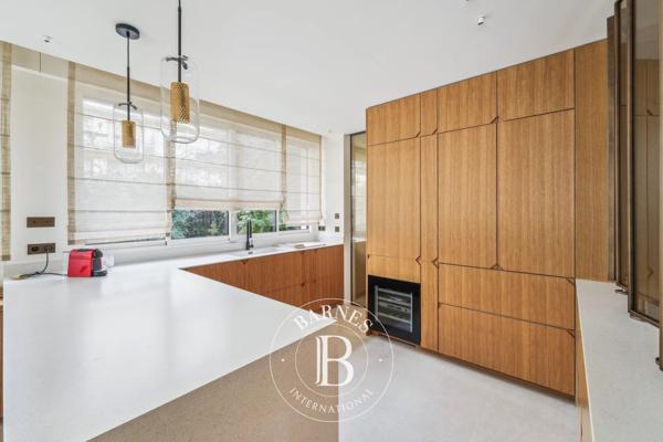 Neuilly-sur-Seine, Appartement 4 Chambres -  211 m² à vendre