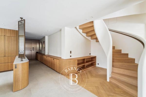 Neuilly-sur-Seine, Appartement 4 Chambres -  211 m² à vendre