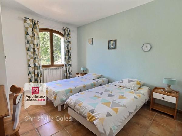 Maison d'architecte de 180 M2 Callian 8 pièce(s) PROCHE A8