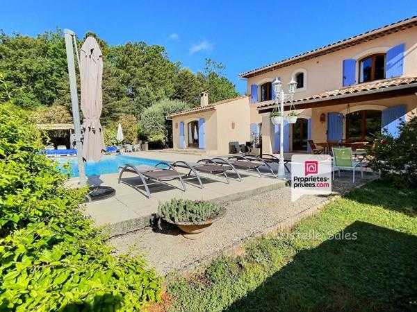 Maison d'architecte de 180 M2 Callian 8 pièce(s) PROCHE A8