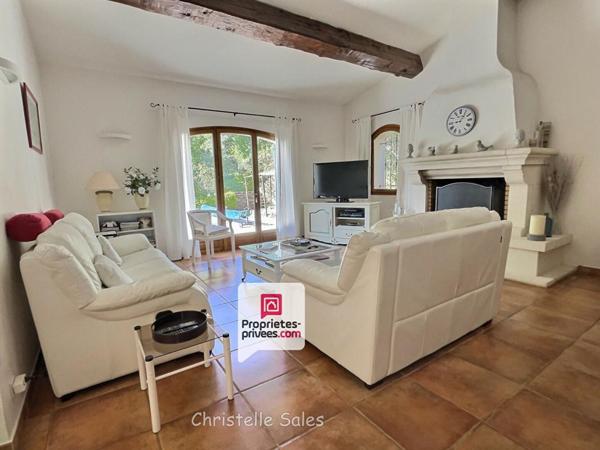 Maison d'architecte de 180 M2 Callian 8 pièce(s) PROCHE A8