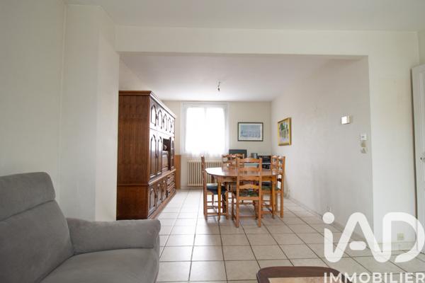 Maison à vendre 4 pièces 82 m² Les Mureaux