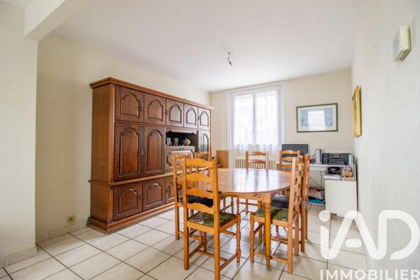 Maison à vendre 4 pièces 82 m² Les Mureaux