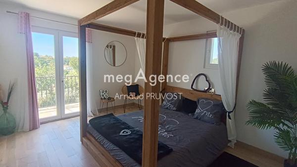 Maison à Arles, 13200 - 9 pièces 217m²