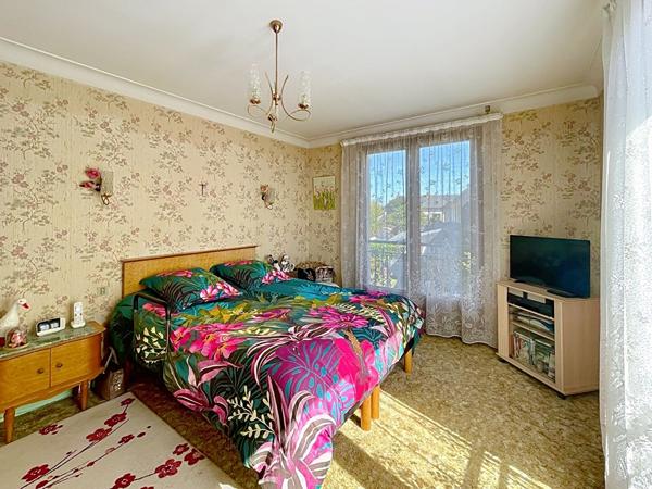 Maison 7 pièces – 148 m² environ à Saint-Grégoire (ref : 41331)