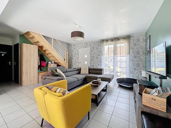 Maison récente 4 chambres avec garage à Teloché