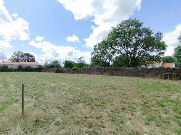 Terrain 356m², Saint Julien de Concelles (44450)
