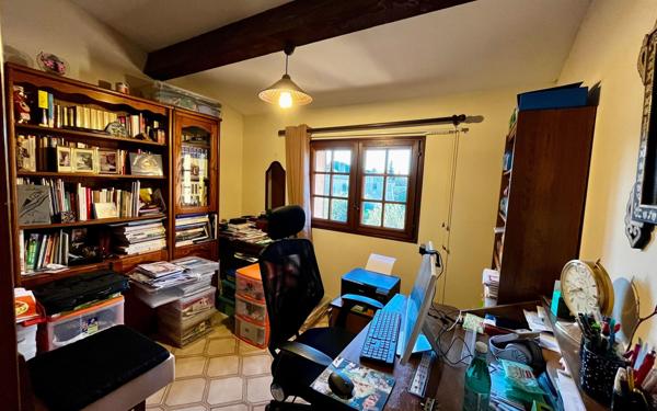 Maison à vendre    5 pièces •  Aix-en-Provence