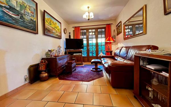 Maison à vendre    5 pièces •  Aix-en-Provence