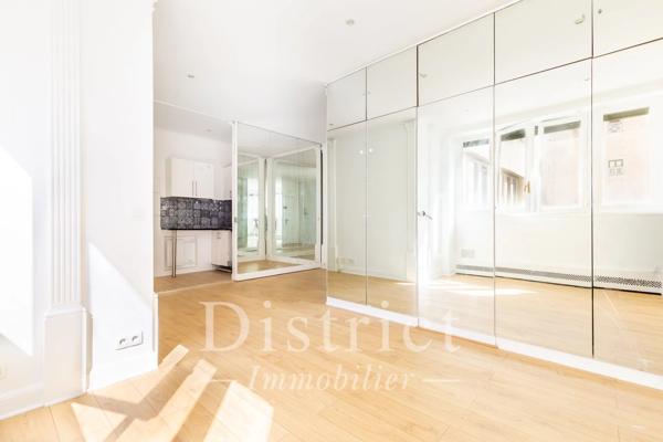 # Appartement – 28m² – Paris 8ème