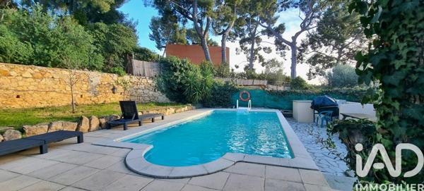 Maison à vendre 6 pièces 106 m² Toulon