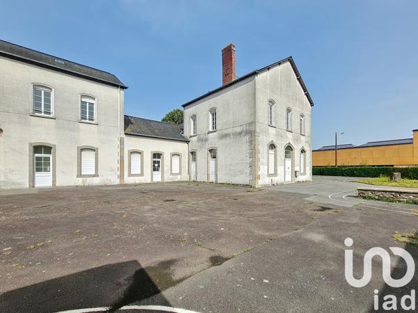 Immeuble à vendre 1 847 m² Mayenne