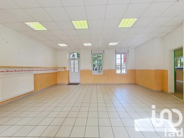 Immeuble à vendre 1 847 m² Mayenne