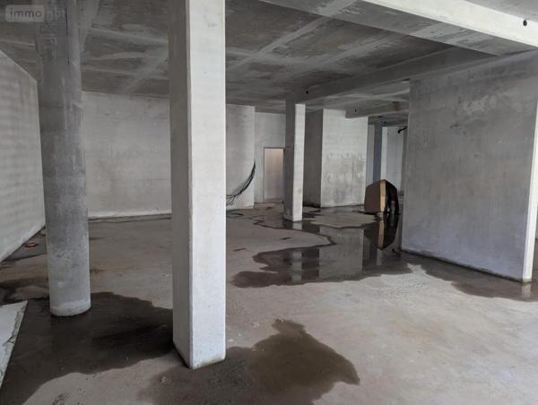 Local commercial à vendre à Le Tampon à la Réunion (97430), ref : 97409-283