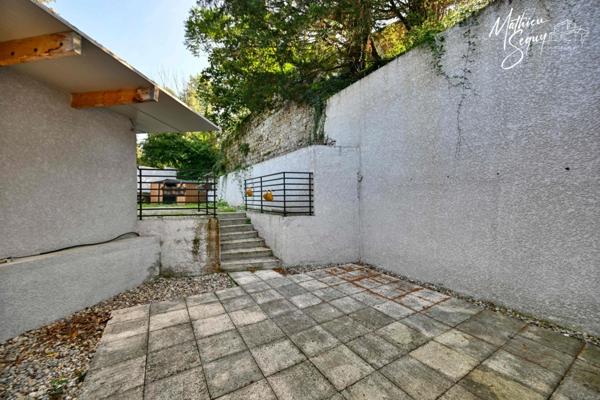 Ensemble immobilier pro/perso à St Genis Laval