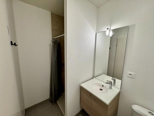 Appartement - Type 1 - 27m2 - St Eloi / Rompsay 149 000 € **  - Référence  JH756E