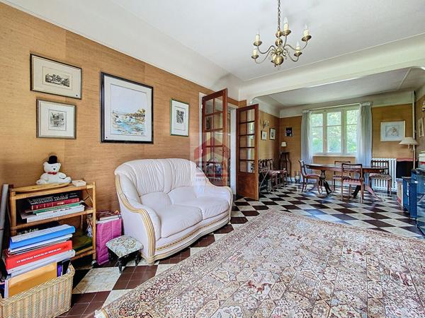 Maison Suresnes 190 M2