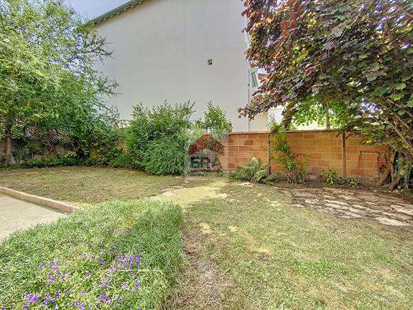 Maison Suresnes 190 M2