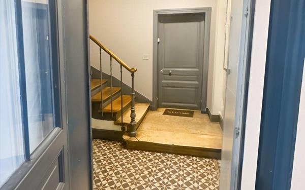 Appartement à vendre    2 pièces • 44,69 m2 Saint-Denis