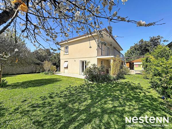 A vendre Maison Auch 5 pièces 136 m2 avec garage et jardin clôturé