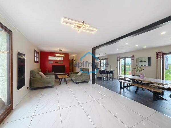 Maison familiale 5 chambres avec jardin et sous-sol complet – Morgny-la-Pommeraye