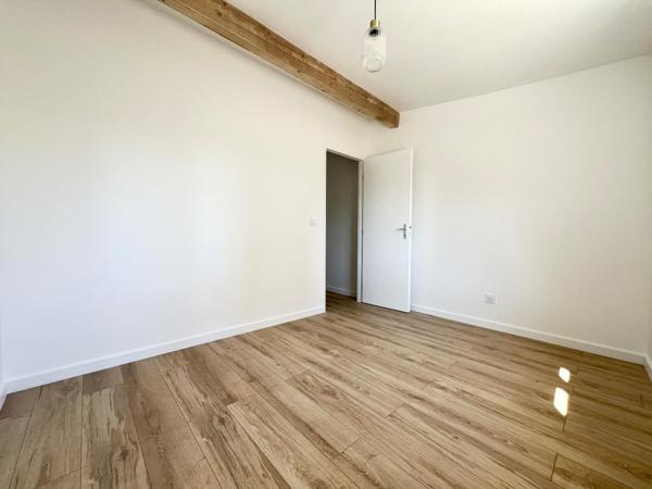 La Garde centre : Maison rénovée avec jardin 200 m² – au calme