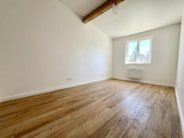La Garde centre : Maison rénovée avec jardin 200 m² – au calme