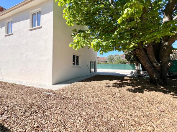 La Garde centre : Maison rénovée avec jardin 200 m² – au calme